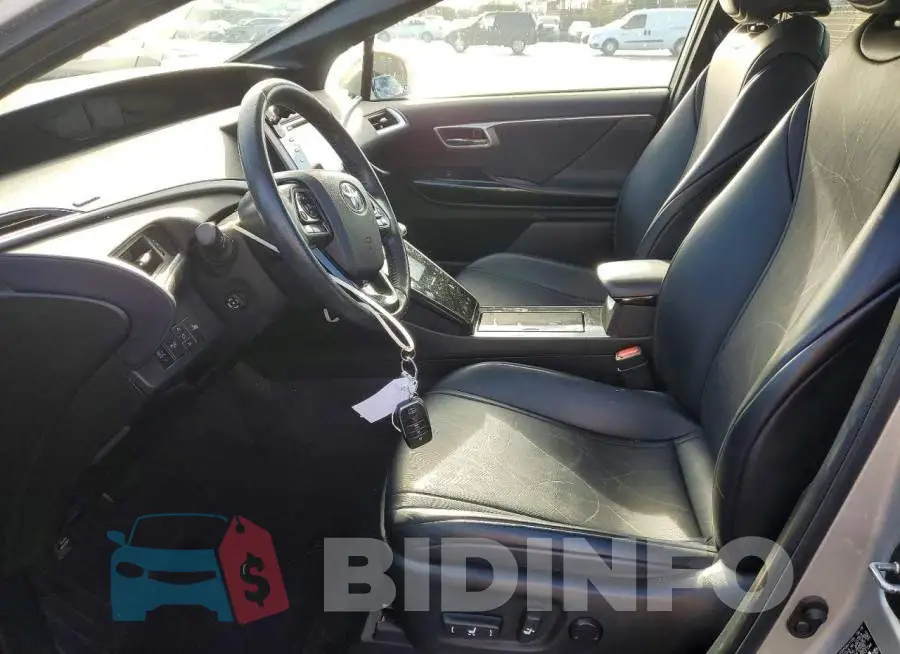 JTDBVRBD1JA005153 Photo# 7