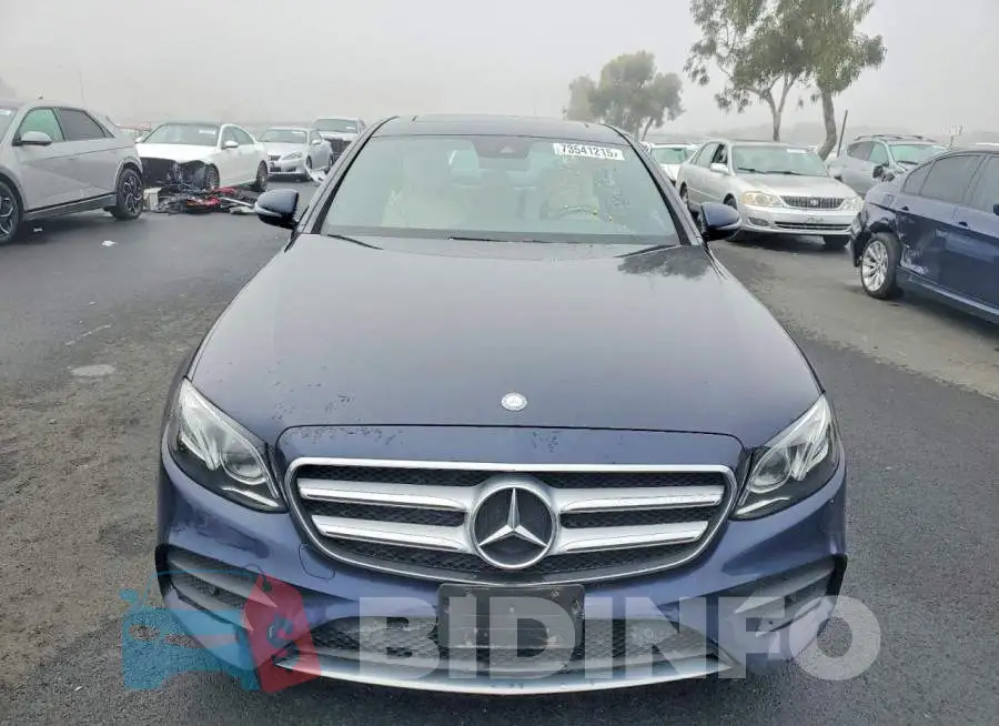 WDDZF4JB7HA162507 Photo# 5
