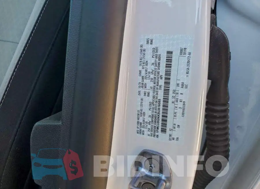 1FMCU0GNXSUA16085 Photo# 12