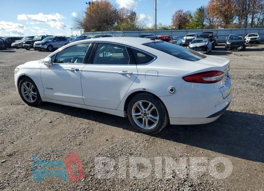 3FA6P0LU6JR172013 Photo# 2