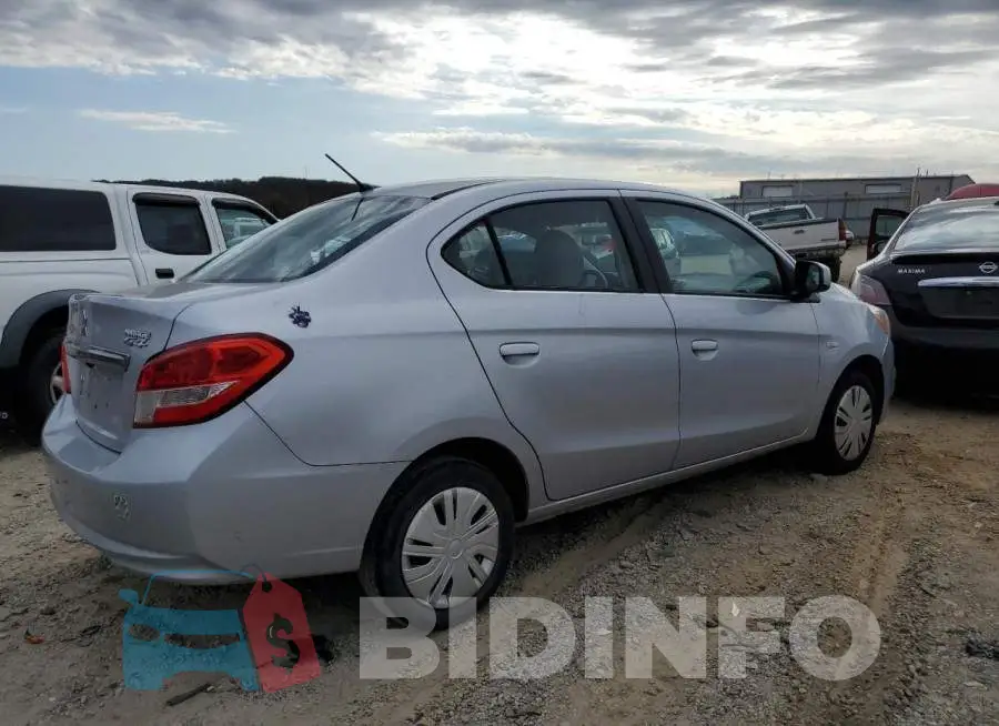 ML32F3FJ0HHF08755 Photo# 3