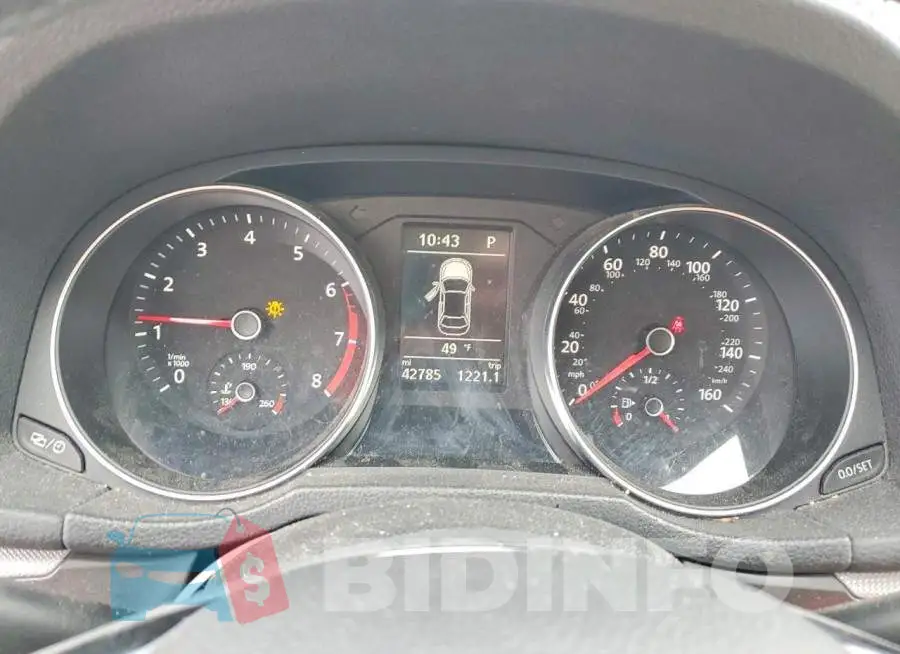 1VWDT7A38HC054325 Photo# 9