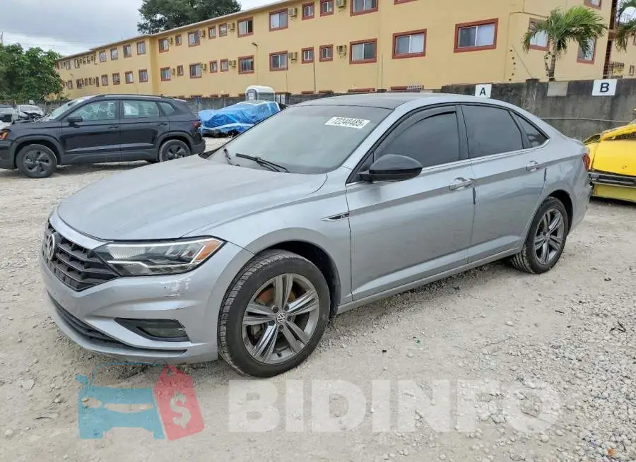 3VWCB7BUXKM215835 Photo# 1