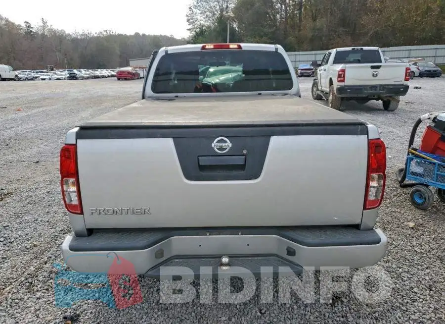 1N6BD0CT4JN718736 Photo# 6