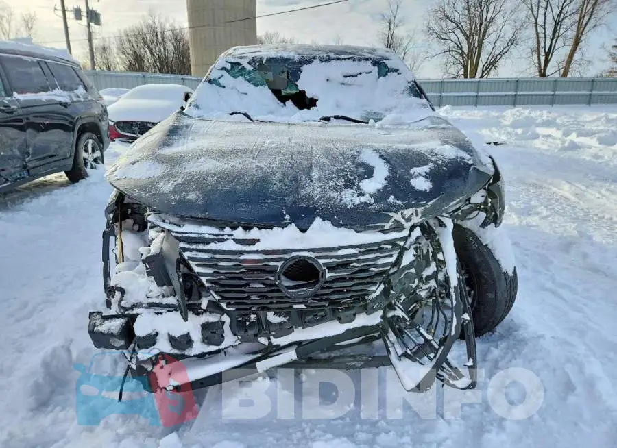 5N1BT3BA3PC831858 Photo# 5