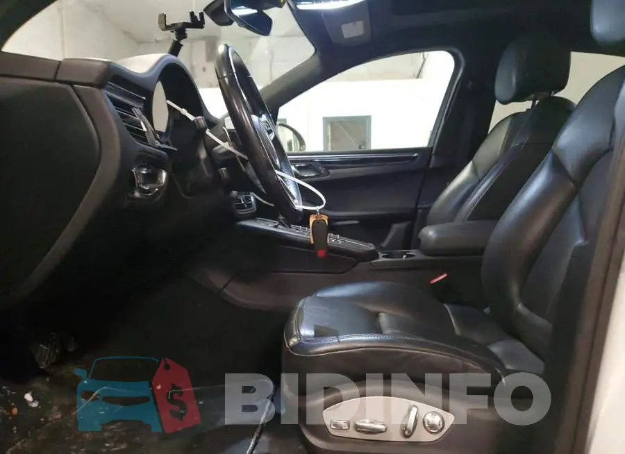 WP1AA2A52LLB11318 Photo# 7