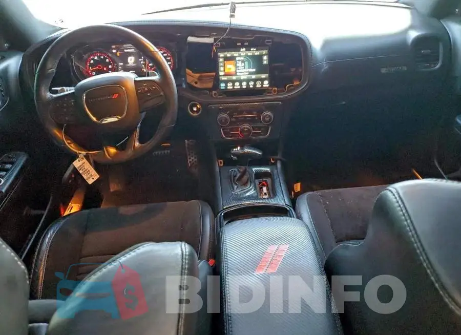 2C3CDXGJ7MH540542 Photo# 8