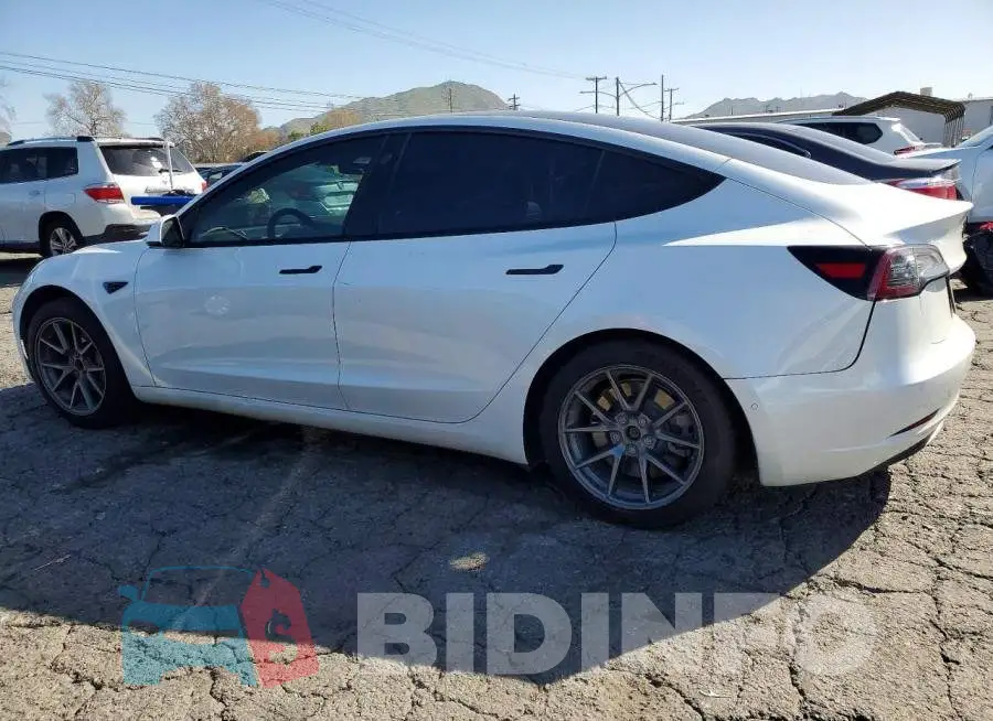 5YJ3E1EAXNF156979 Photo# 2