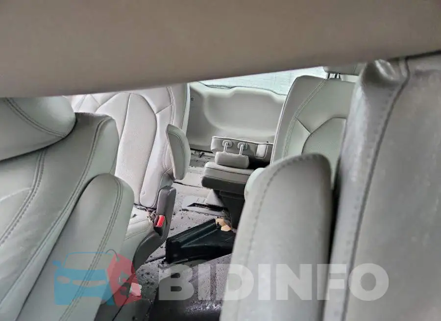 2C4RC1BGXMR515937 Photo# 10