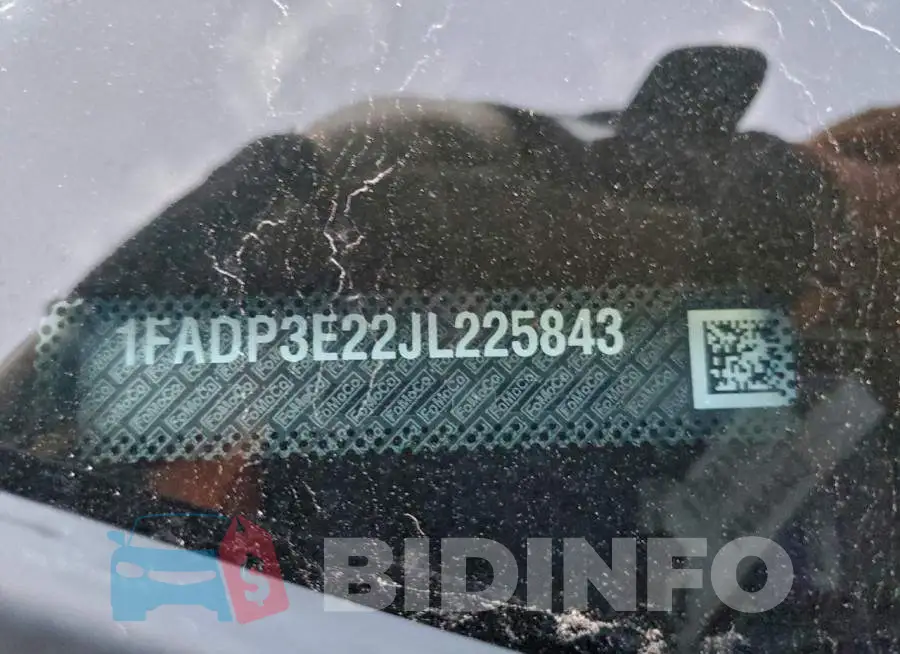 1FADP3E22JL225843 Photo# 12