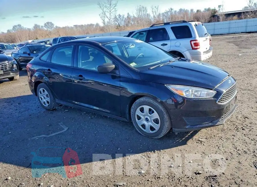 1FADP3E22JL225843 Photo# 4