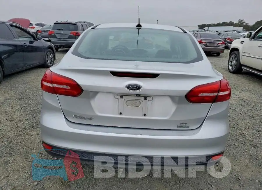 1FADP3FE0JL230936 Photo# 6