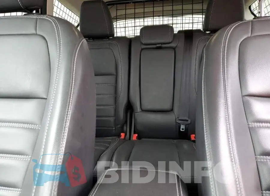 1FMCU9HD6KUB33494 Photo# 10