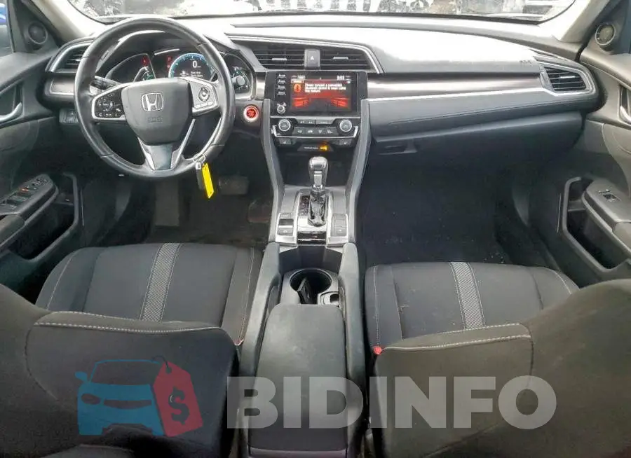 19XFC1F30KE010398 Photo# 8