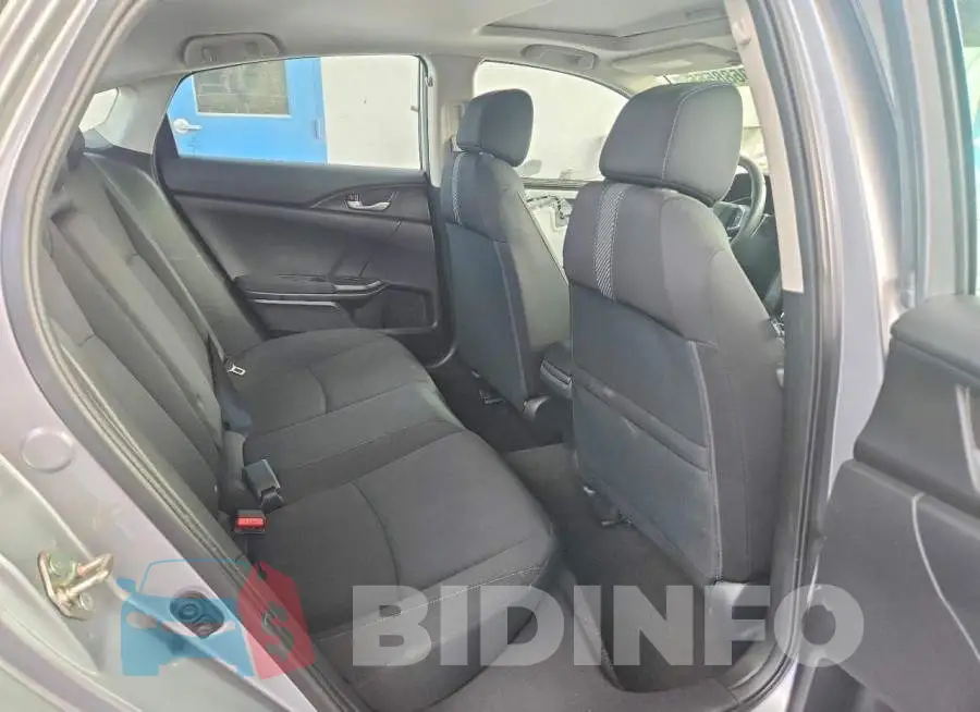 19XFC2F84HE218388 Photo# 10