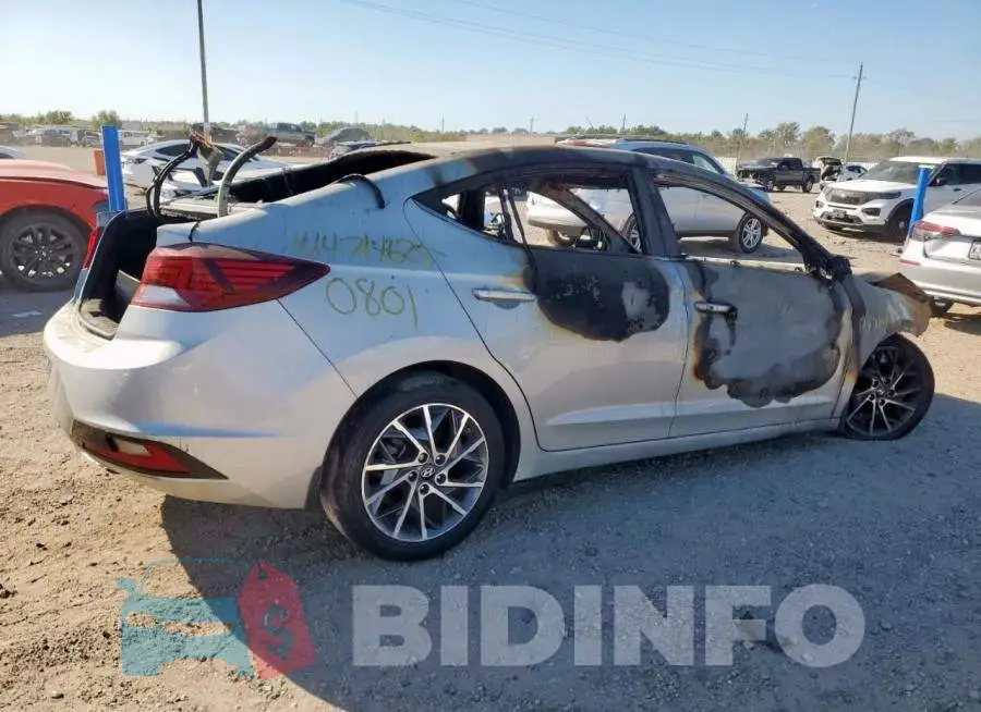 5NPD84LF4KH470801 Photo# 3