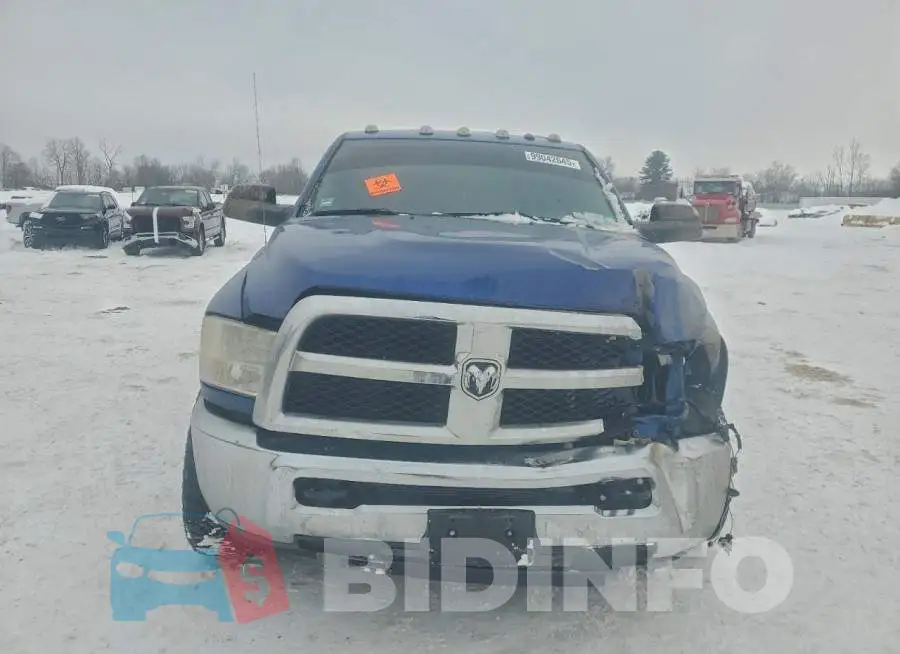 3C6UR5HL4JG189372 Photo# 5