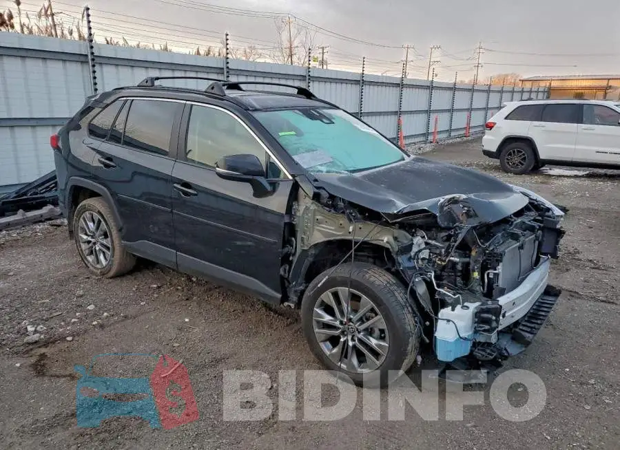 2T3A1RFV4PC364616 Photo# 4