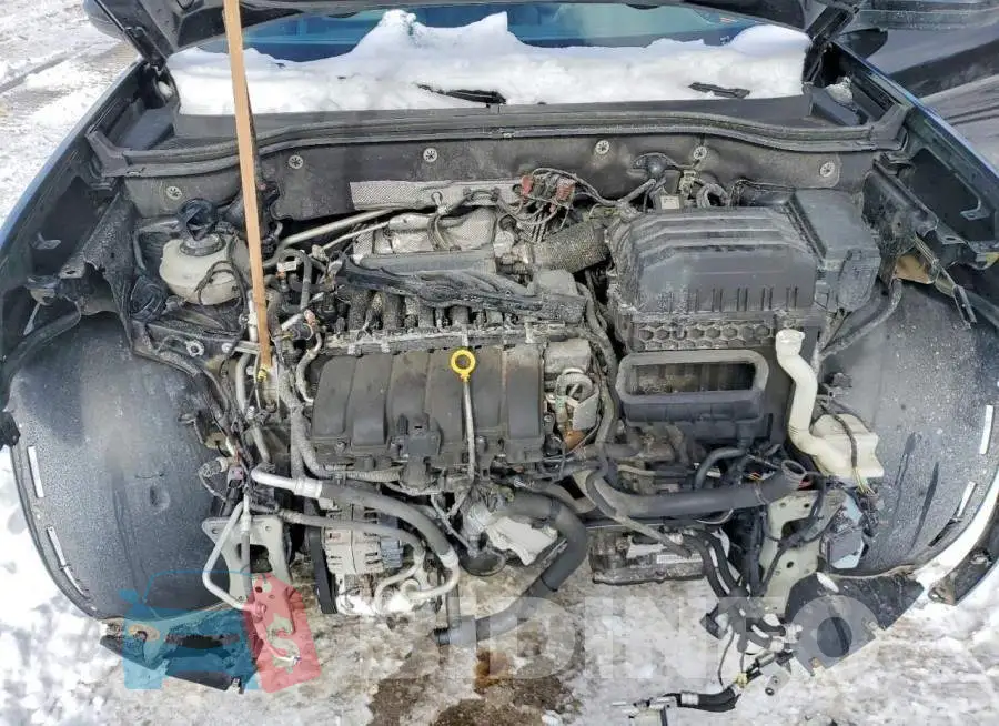 1V2MR2CA9JC518856 Photo# 12
