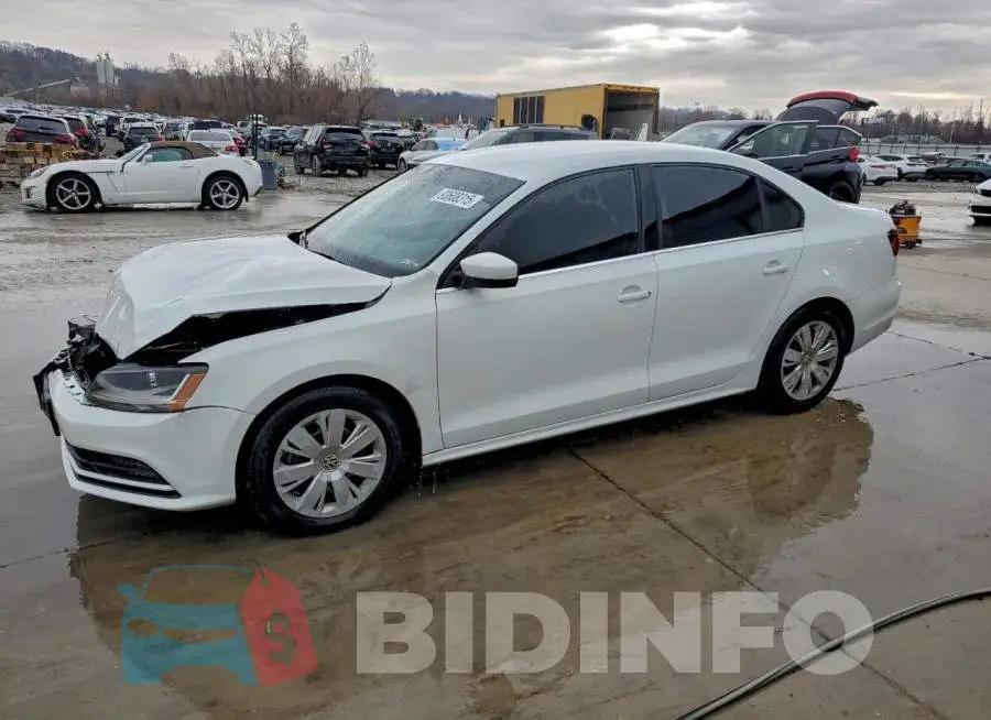 3VW167AJ8HM358746 Photo# 1