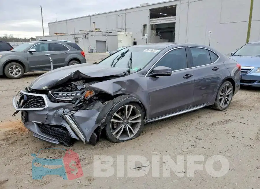 19UUB2F45KA007784 Photo# 1