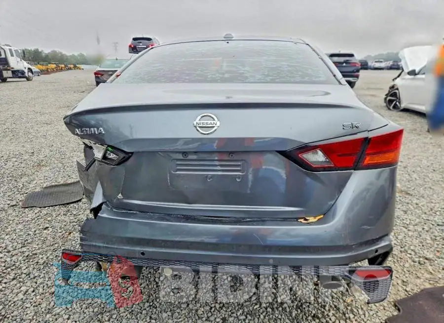 1N4BL4CV4LC126451 Photo# 6