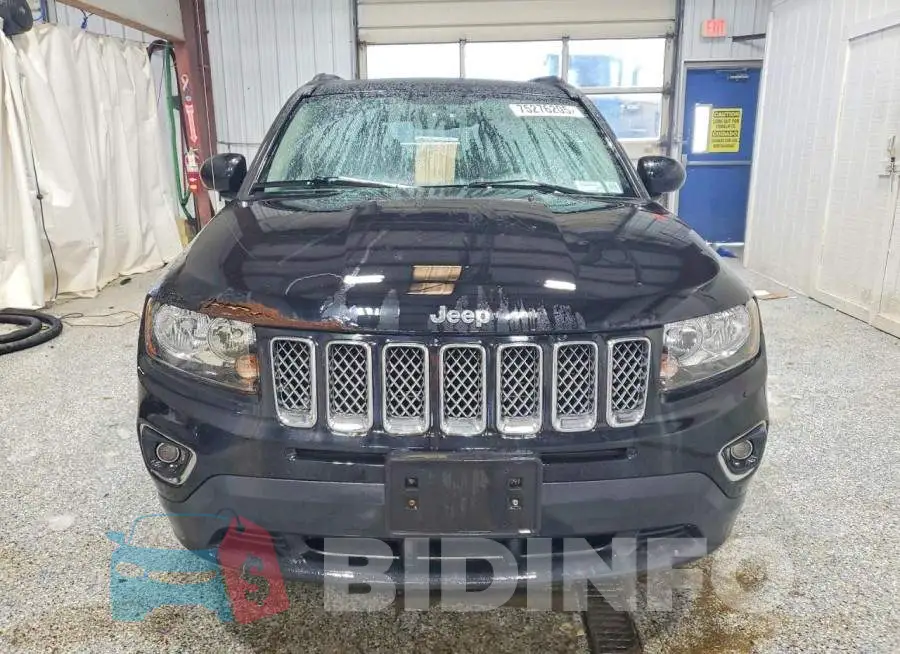 1C4NJDEB4HD110607 Photo# 5