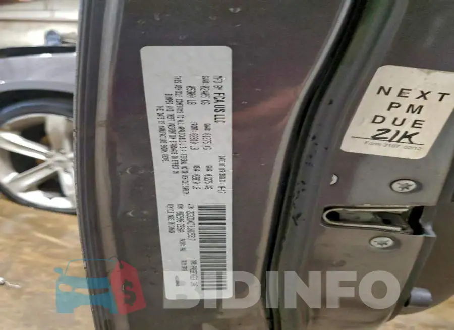 2C3CDXCT0JH125517 Photo# 12