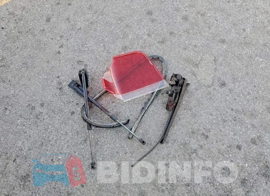 5LMJJ2LT5HEL00143 Photo# 12