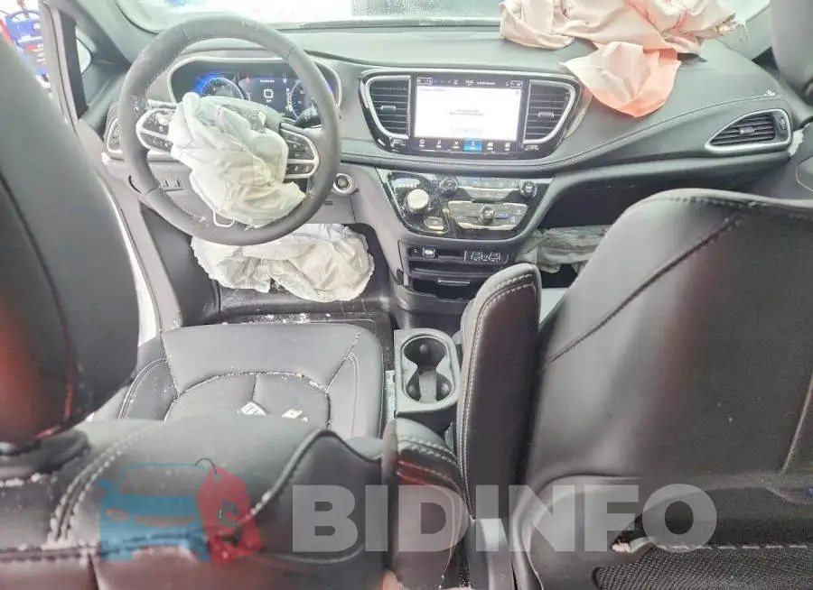 2C4RC1BG6SR549256 Photo# 8