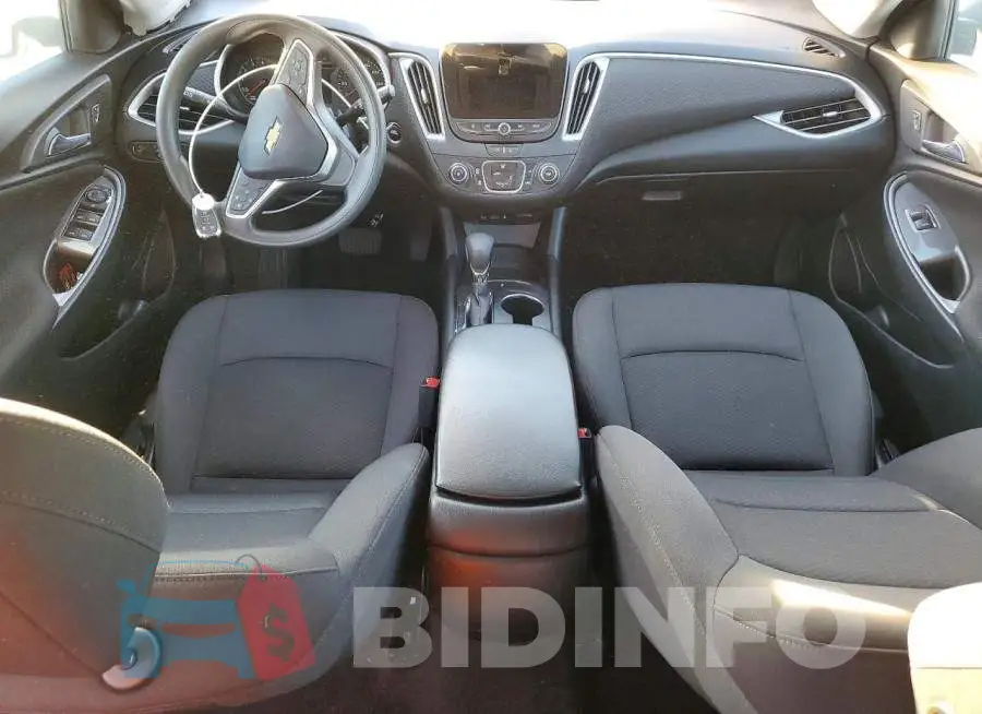 1G1ZB5ST5NF205204 Photo# 8