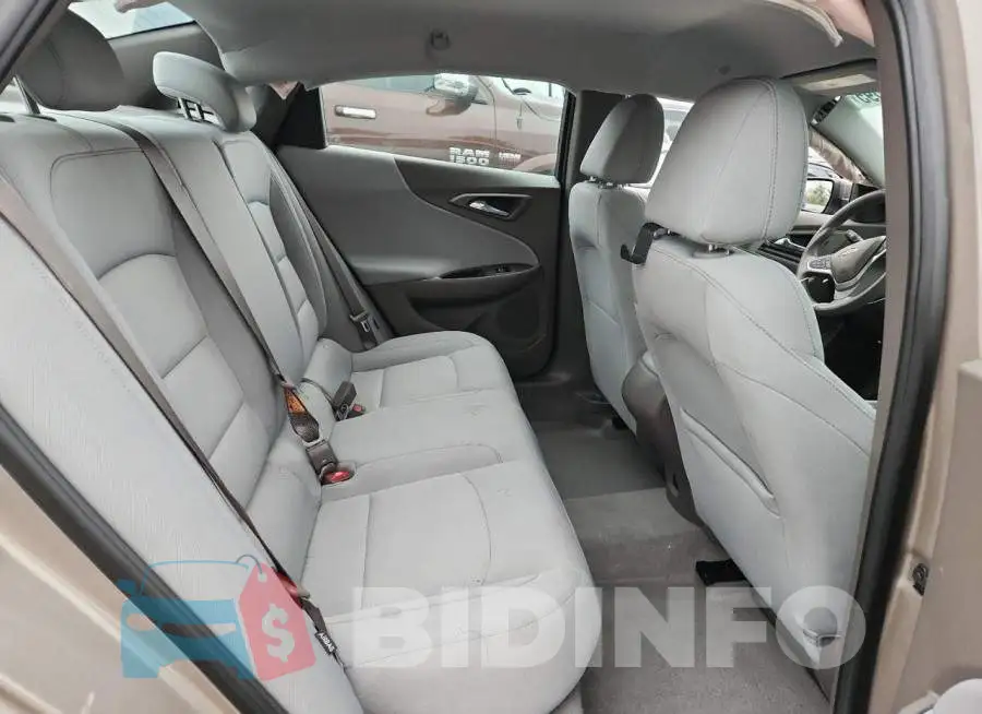 1G1ZC5ST0PF157028 Photo# 10