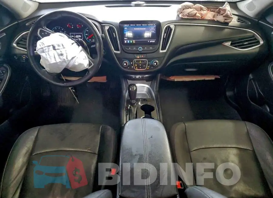 1G1ZD5ST5LF017841 Photo# 8
