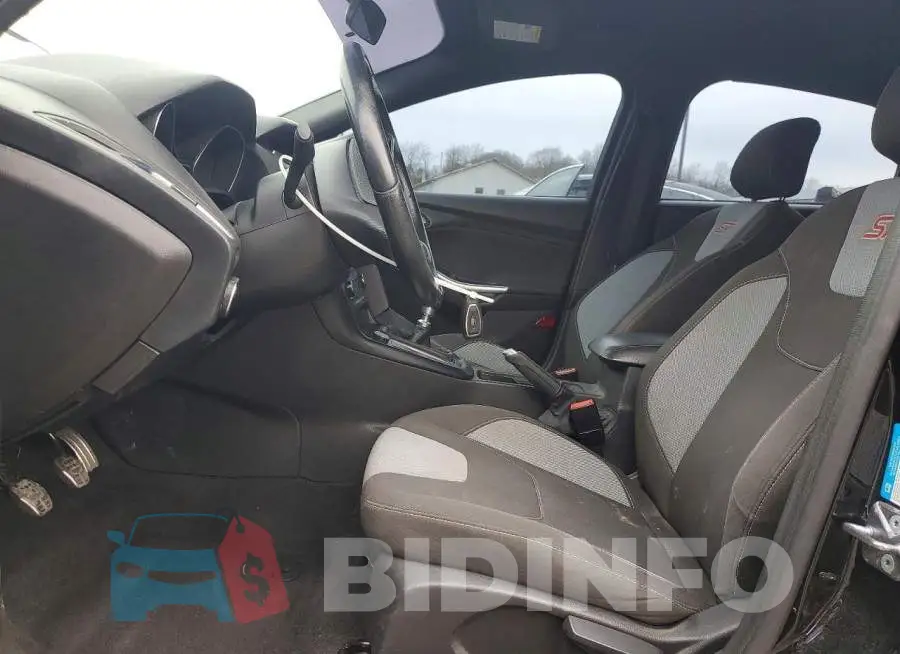 1FADP3L99HL213554 Photo# 7