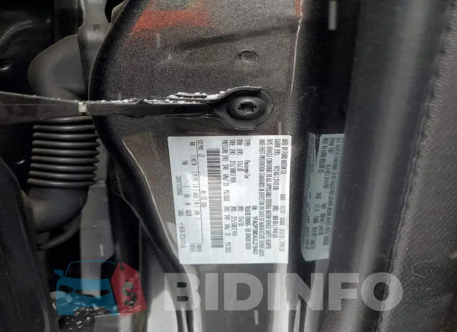 1FADP3M24JL219463 Photo# 12
