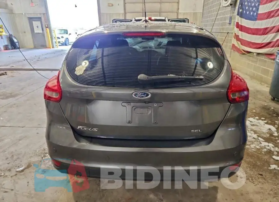 1FADP3M26JL300691 Photo# 6