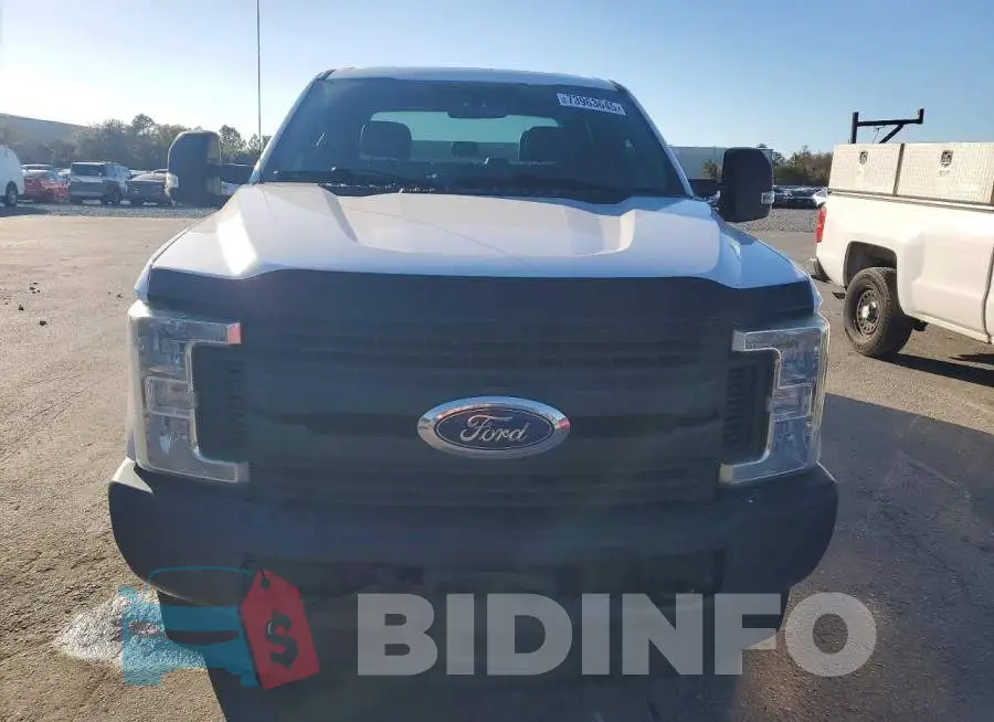1FT7W2BT0JEB72405 Photo# 5
