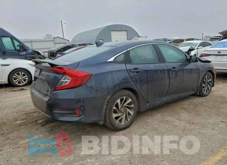 19XFC2F76HE081218 Photo# 3