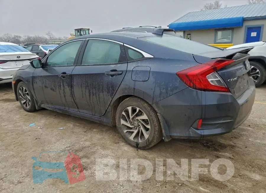 19XFC2F76HE081218 Photo# 2