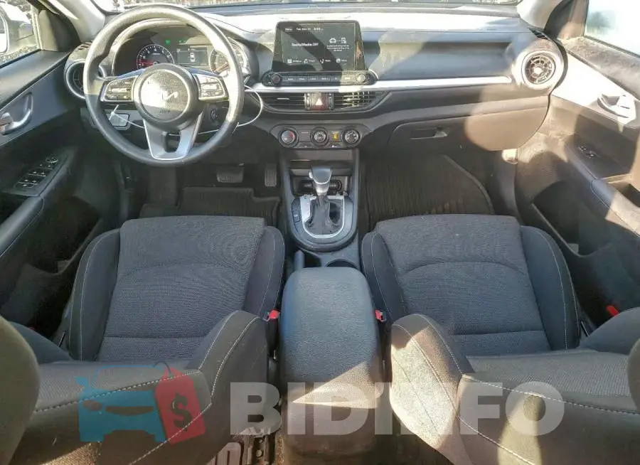 3KPF24AD8PE683824 Photo# 8