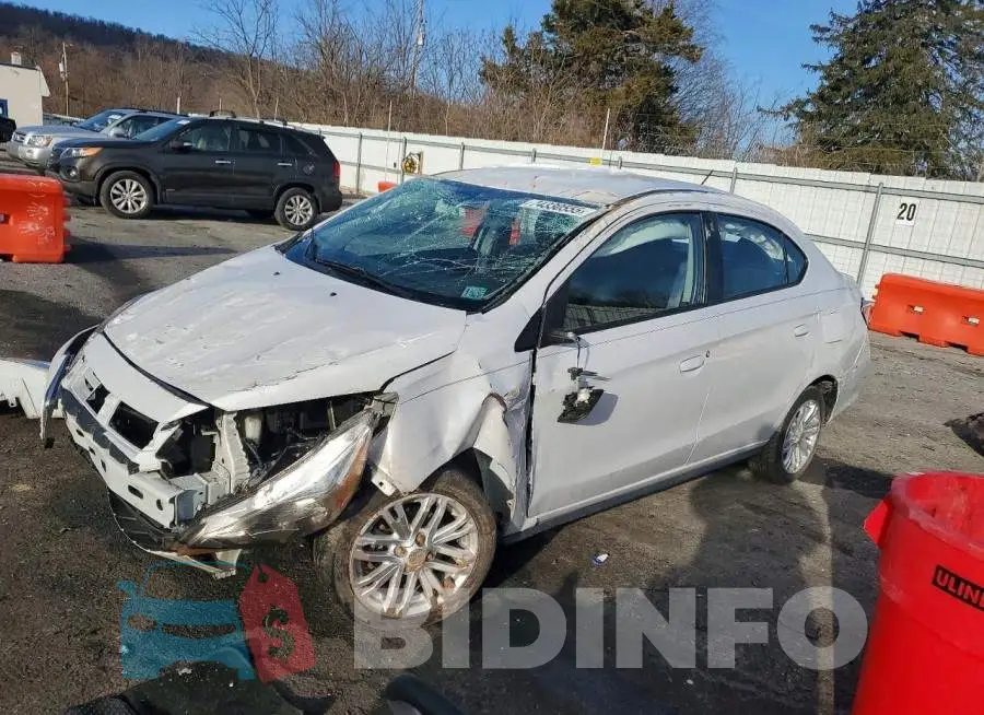 ML32FUFJ7NHF08608 Photo# 1