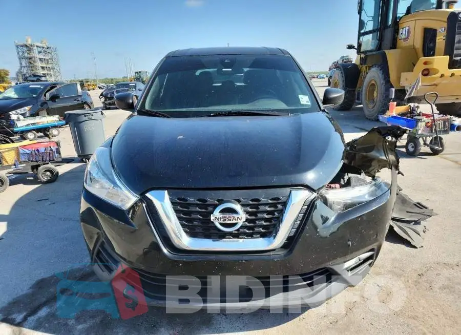 3N1CP5BV9LL570622 Photo# 5