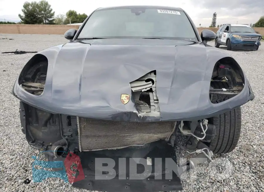 WP1AA2A56JLB15093 Photo# 5