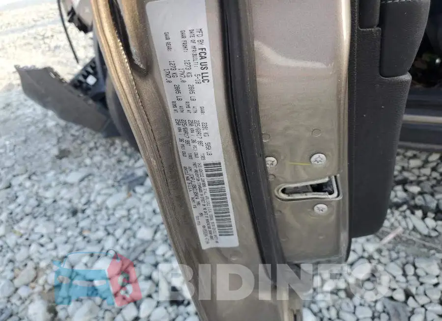 1C4PJLLB9KD185414 Photo# 13