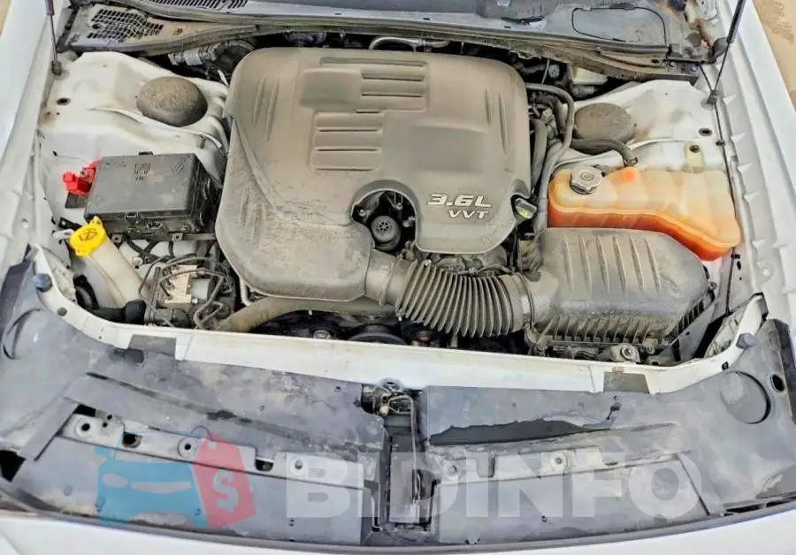 2C3CDZAG7KH668656 Photo# 11
