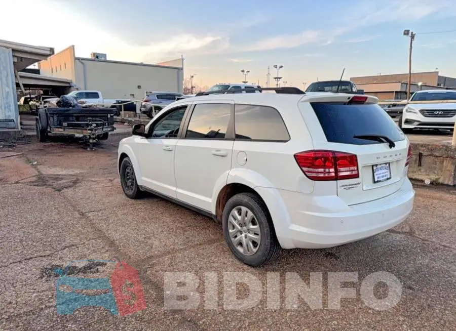 3C4PDCAB2LT264445 Photo# 3