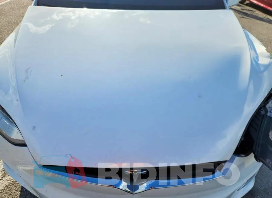 5YJXCAE24JF090181 Photo# 11