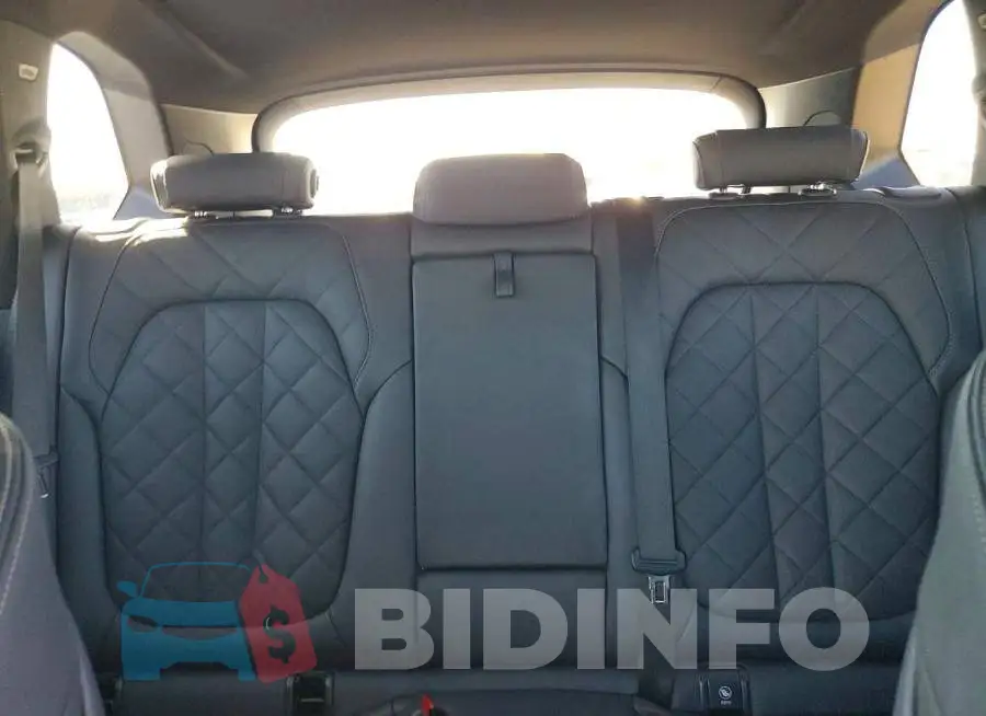 5UX13EU02R9V40184 Photo# 10