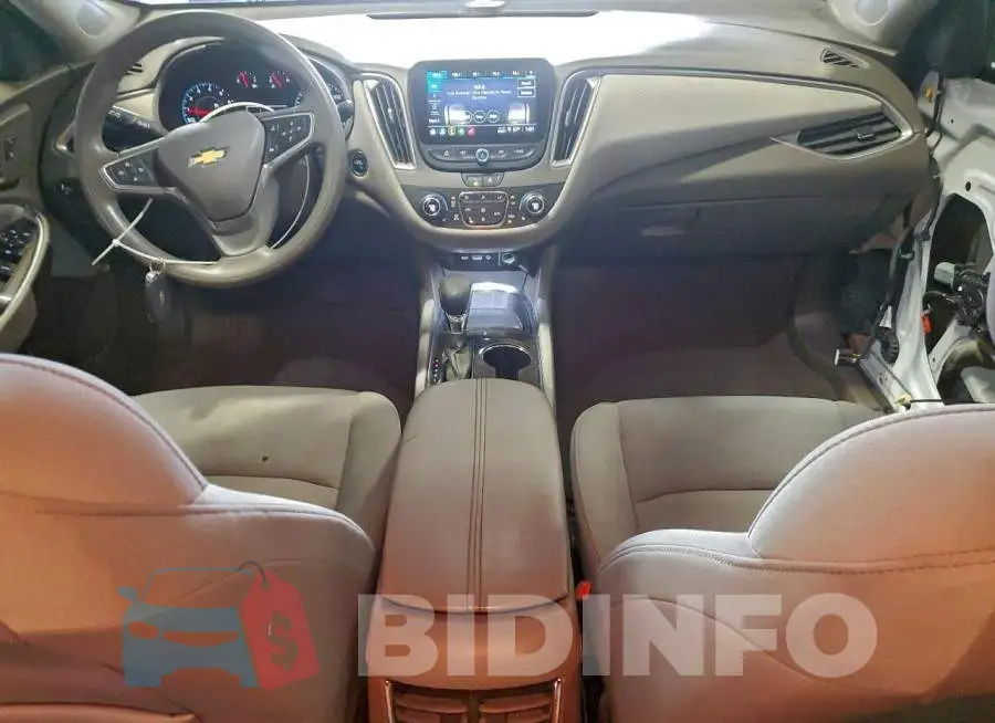 1G1ZD5ST7NF111528 Photo# 8