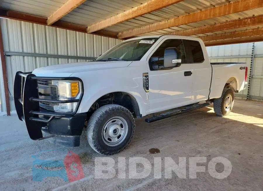 1FT7X2B65HED32974 Photo# 1